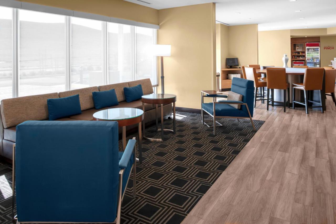 Towneplace Suites By Marriott Tehachapi Exterior photo